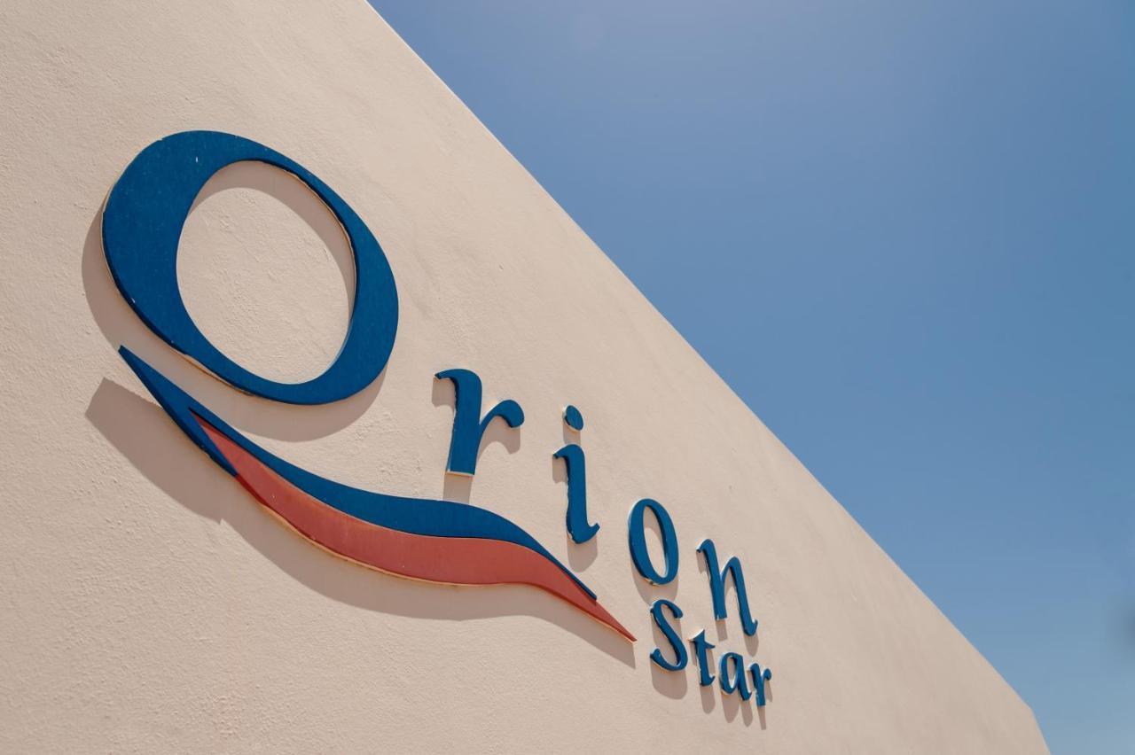 Orion Star Aparthotel Agia Marina  Exterior photo